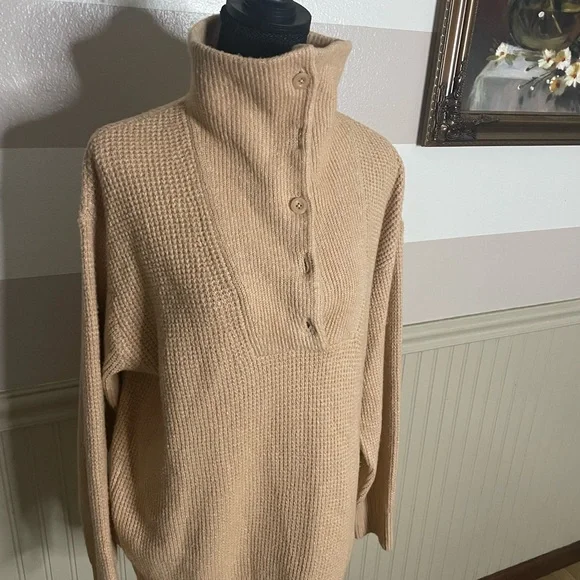 Aerie Beige  CozyUp Waffle Button Sweater in a tan color. Size Small NEW - Picture 4 of 12